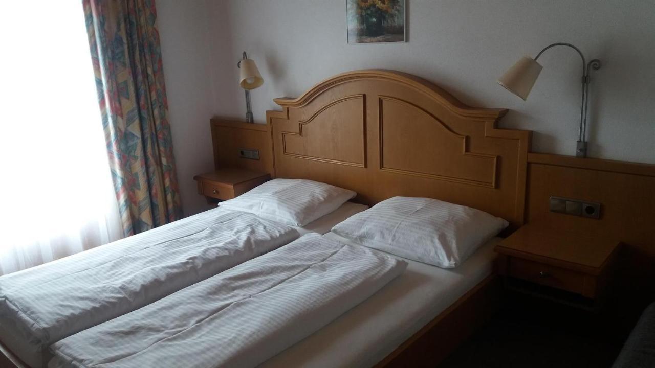 Aue, Ferienwohnung ทักซ์ ภายนอก รูปภาพ