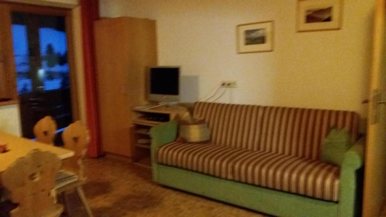 Aue, Ferienwohnung ทักซ์ ภายนอก รูปภาพ