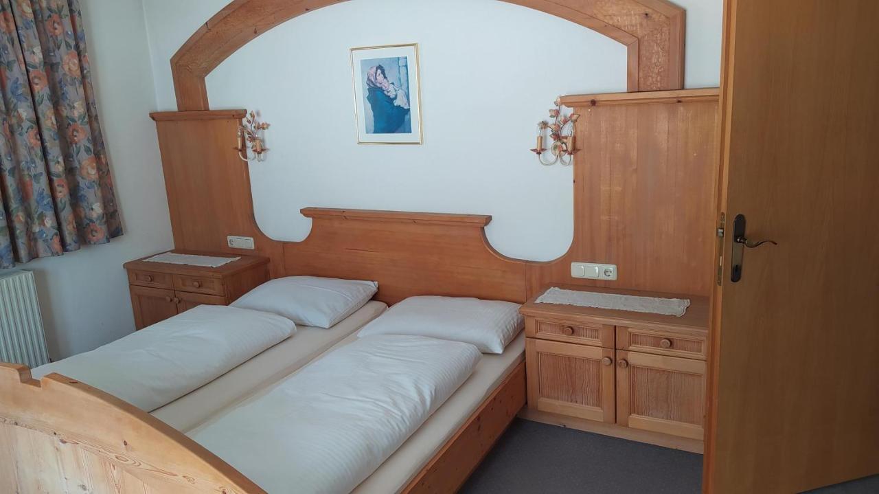 Aue, Ferienwohnung ทักซ์ ภายนอก รูปภาพ