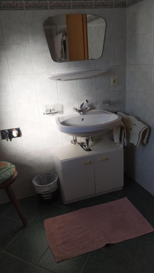 Aue, Ferienwohnung ทักซ์ ภายนอก รูปภาพ
